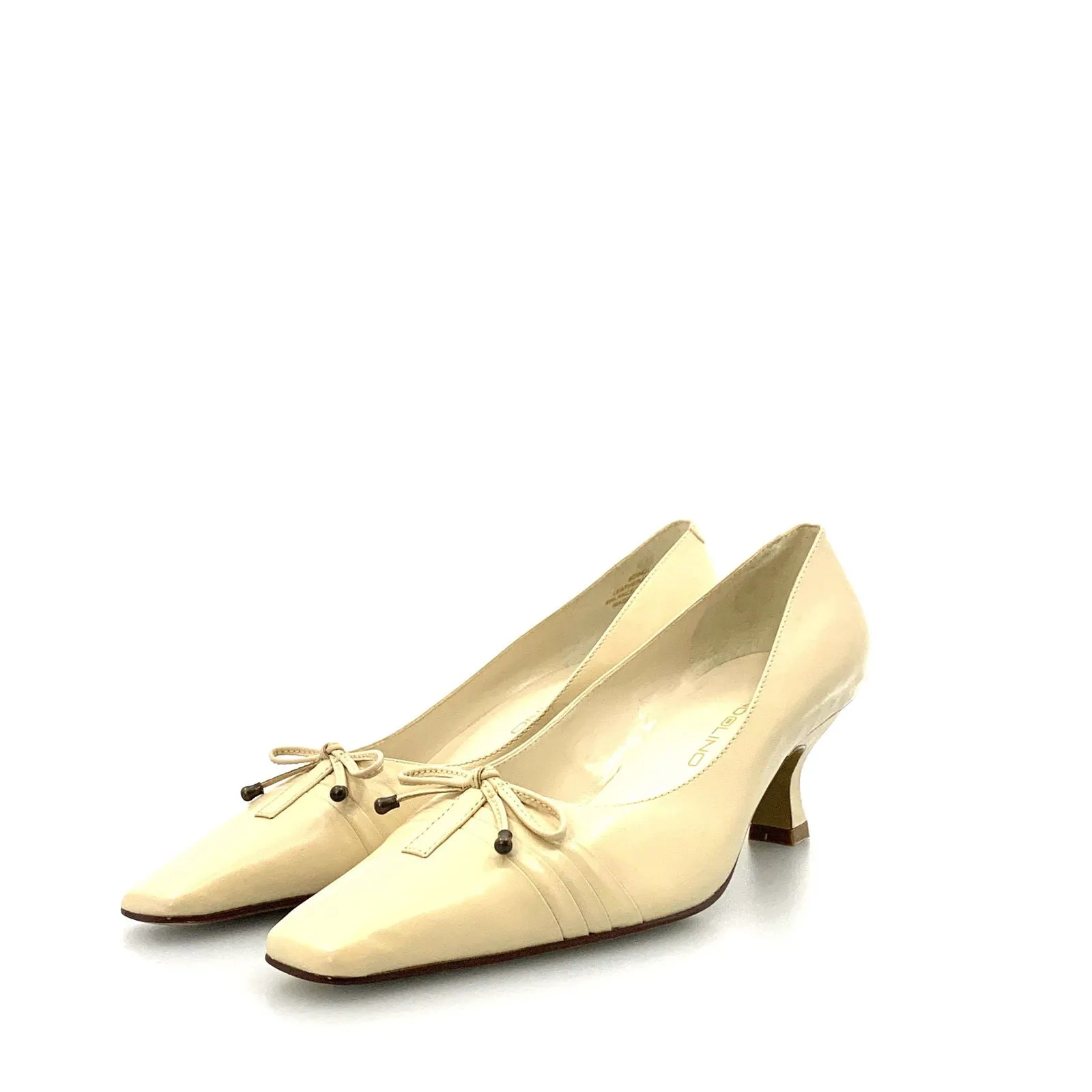 Bandolino Womens Size 6M Ivory Pumps Square