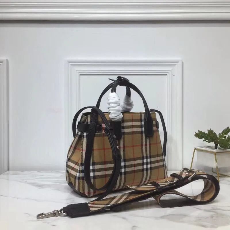 BB Small Banner Vintage Check And Tote Black For Women, Women’s Bags 10.5in/26cm