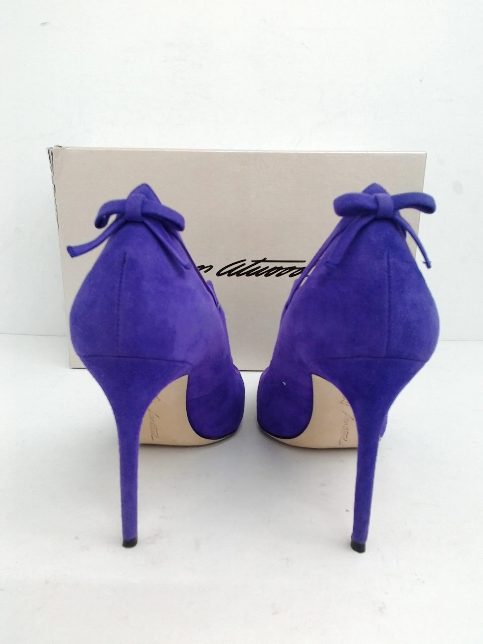 Brian Atwood Women's Pump with Both Deta Size 37.5