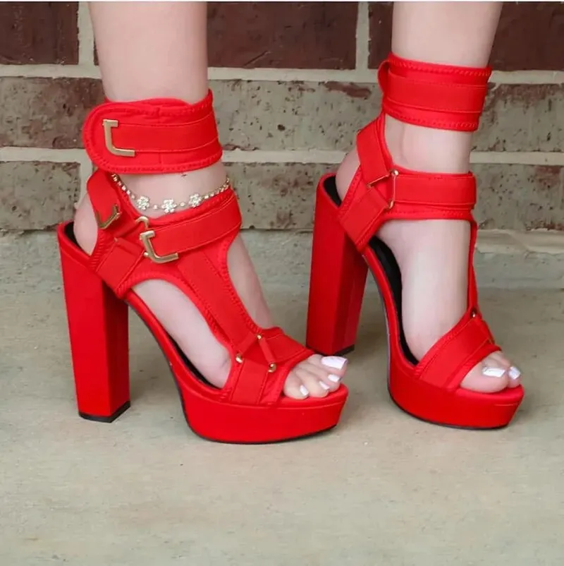 Chic Stiletto Heeled Sandals