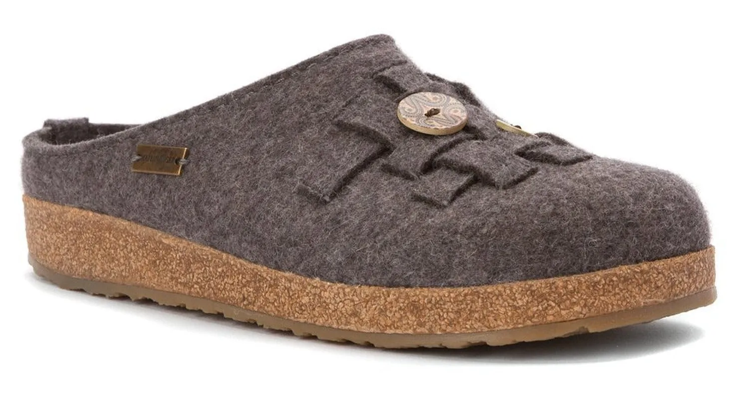 Haflinger Women's Woven Flat